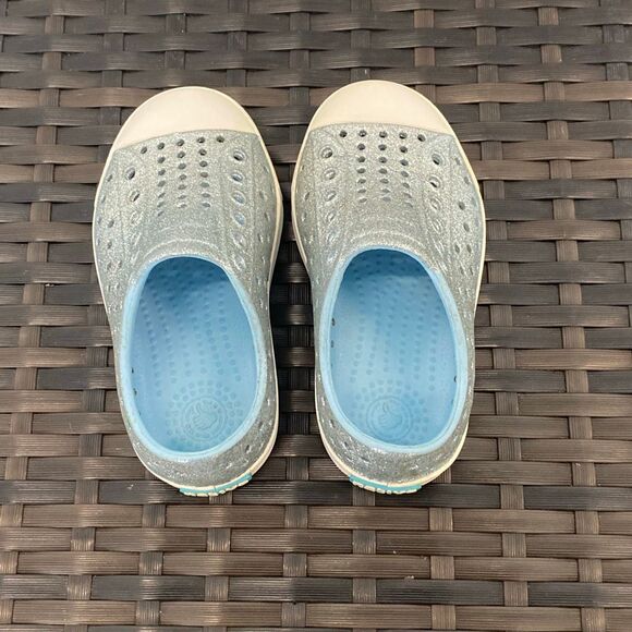 Native Jeffersons glitter, shoes, children’s size 7 - Picture 4 of 7